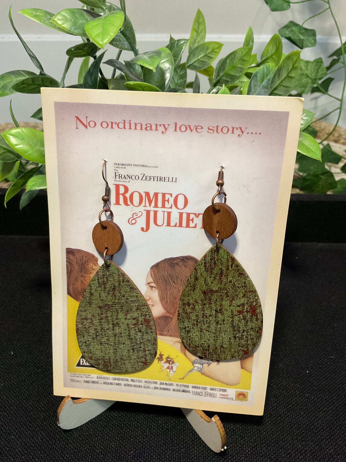 Shakespeare Earrings