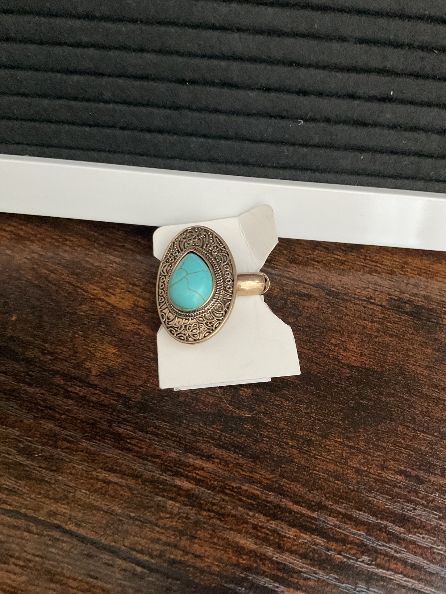 Oval Ring