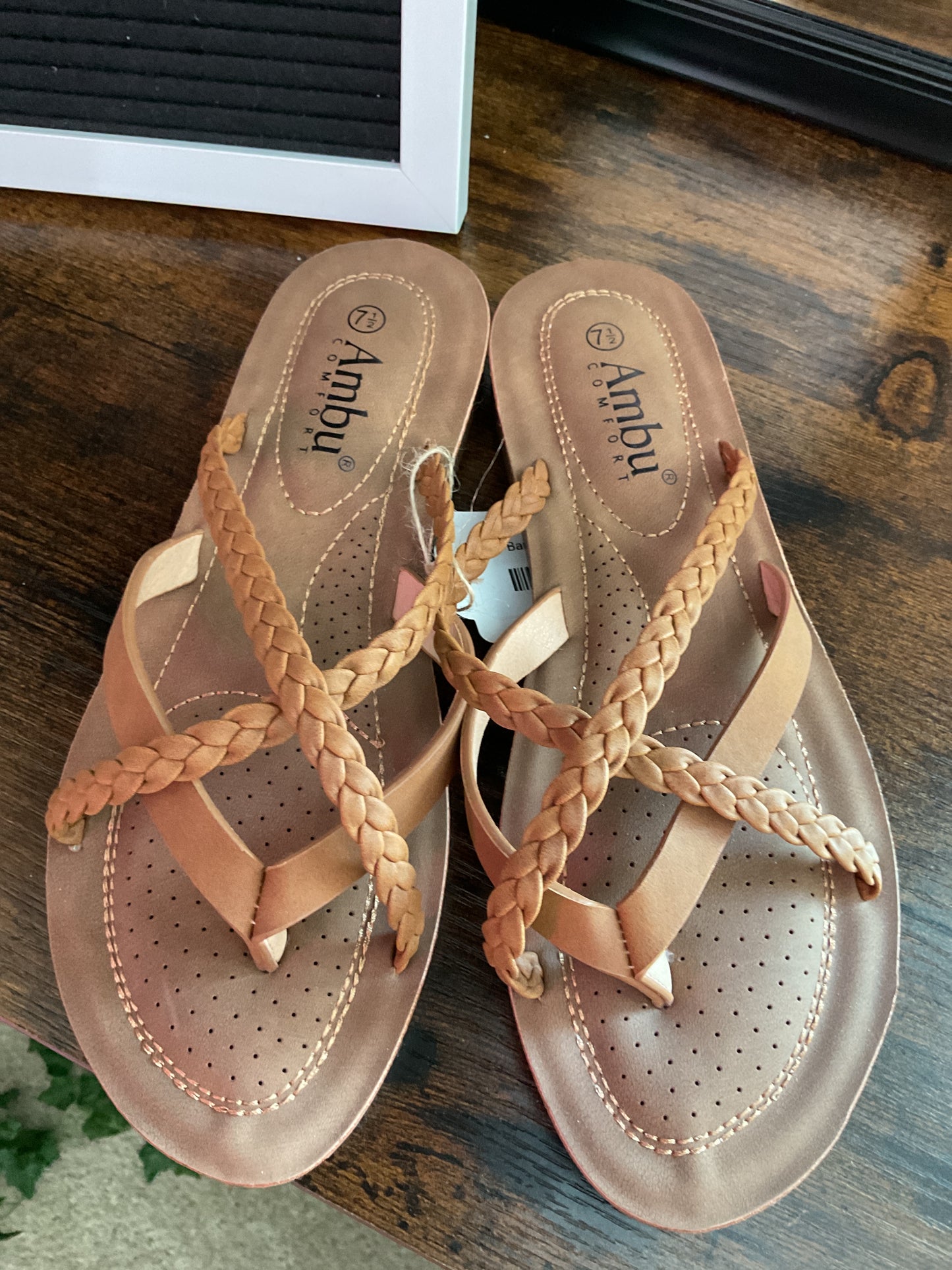 Banjo Babe Sandal