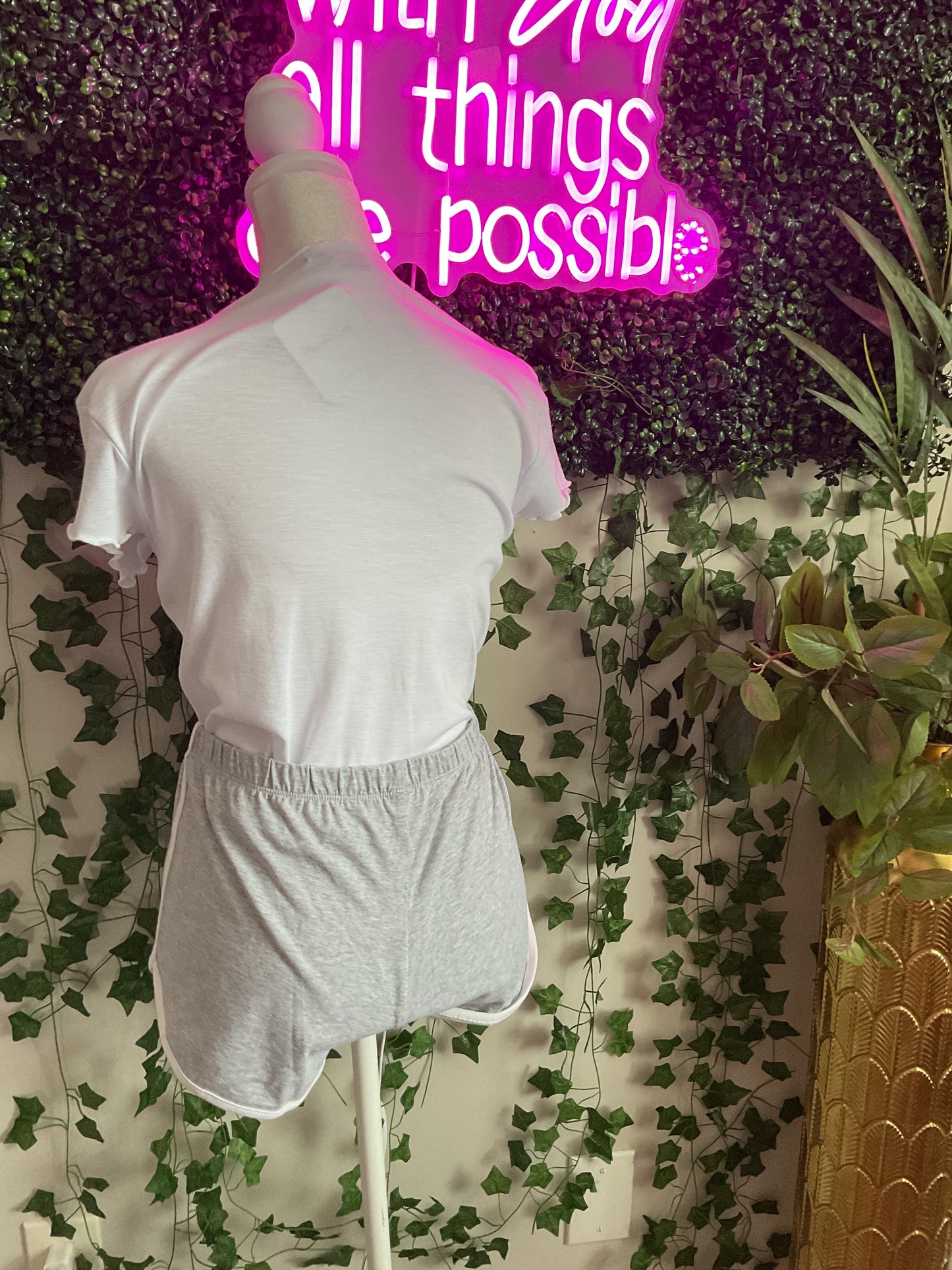 Porch Picnic Shorts