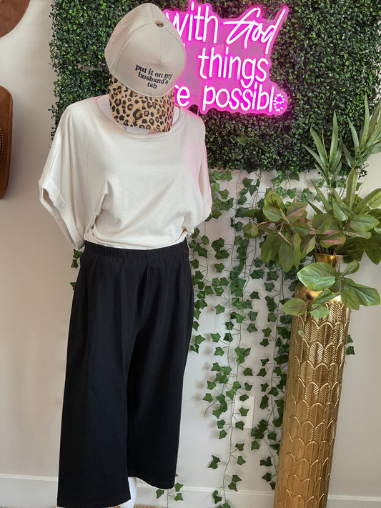 Premium Cotton Capri Leggings