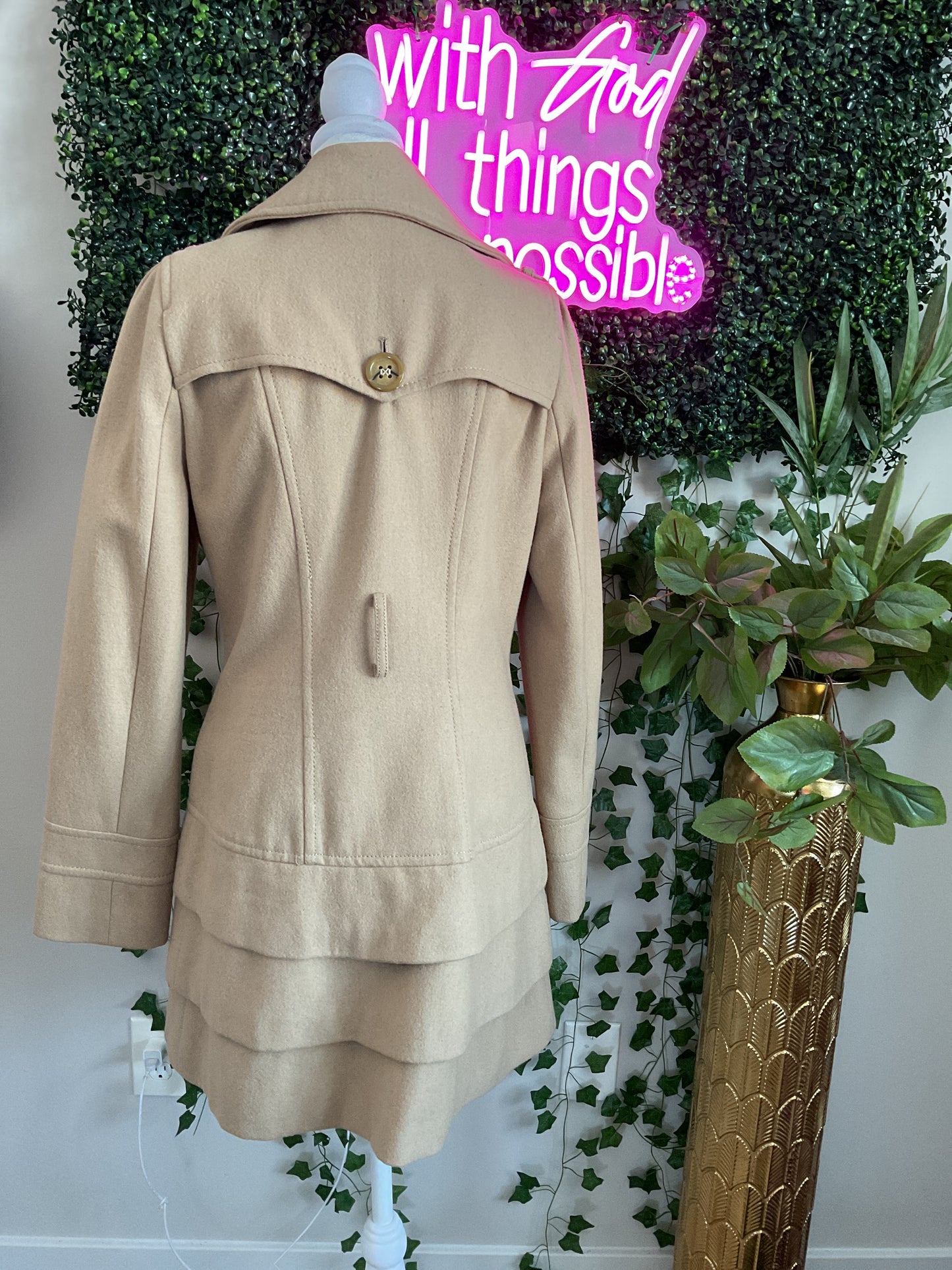 Tabitha Tan Trenchcoat GW
