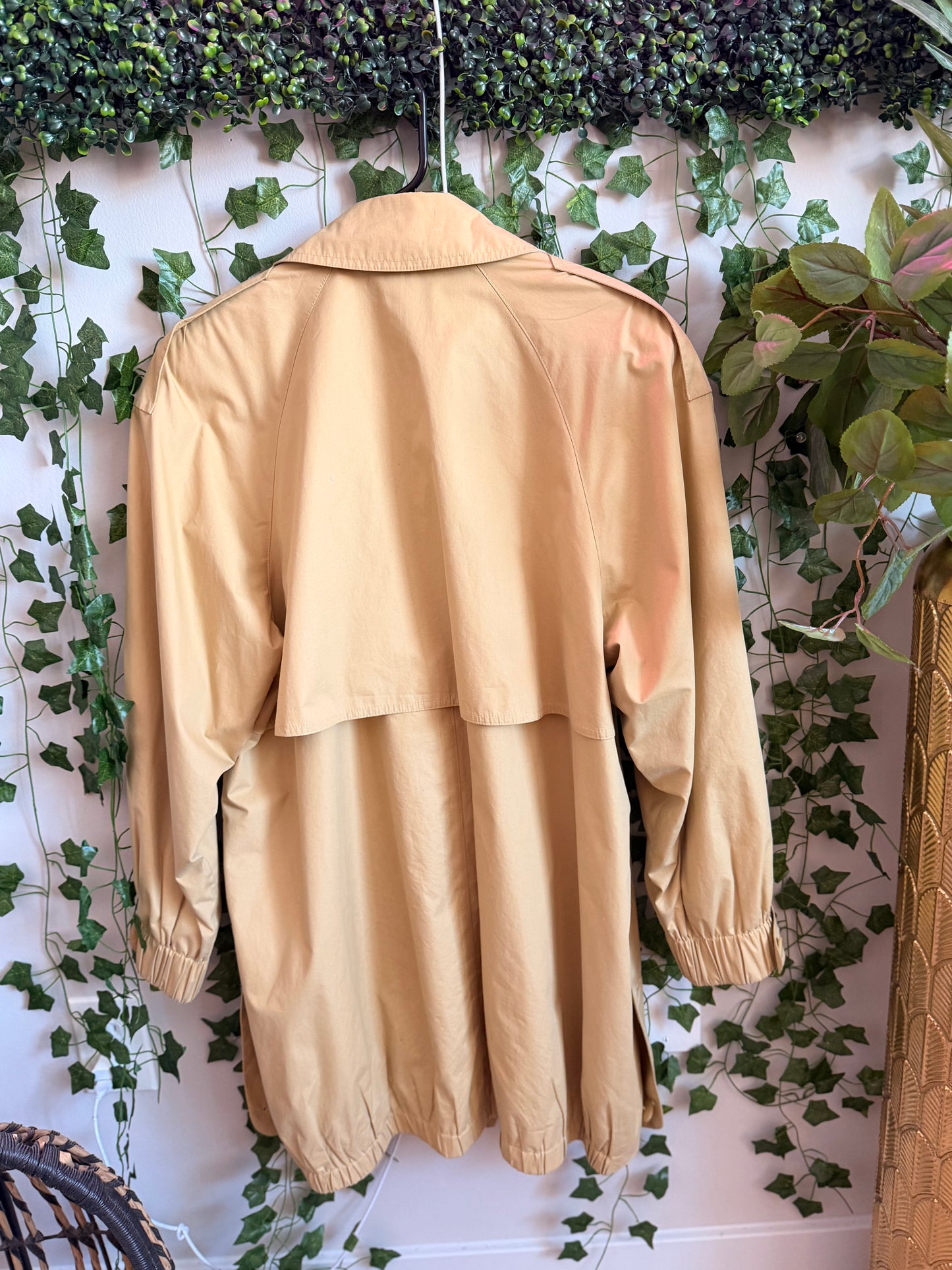 Sanyo Trenchcoat GW