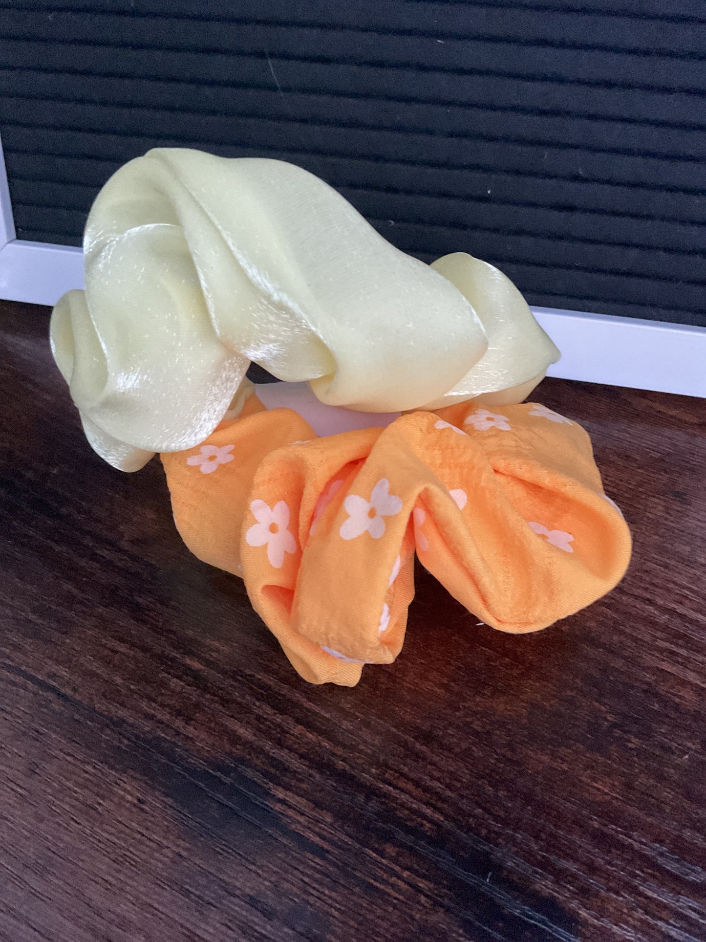 Wildflower Scrunchie Set